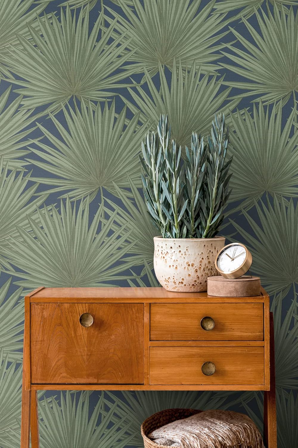 Green Palm Leaves on Navy Blue Vinyl Wallpaper – Tropical Botanical Wall Covering