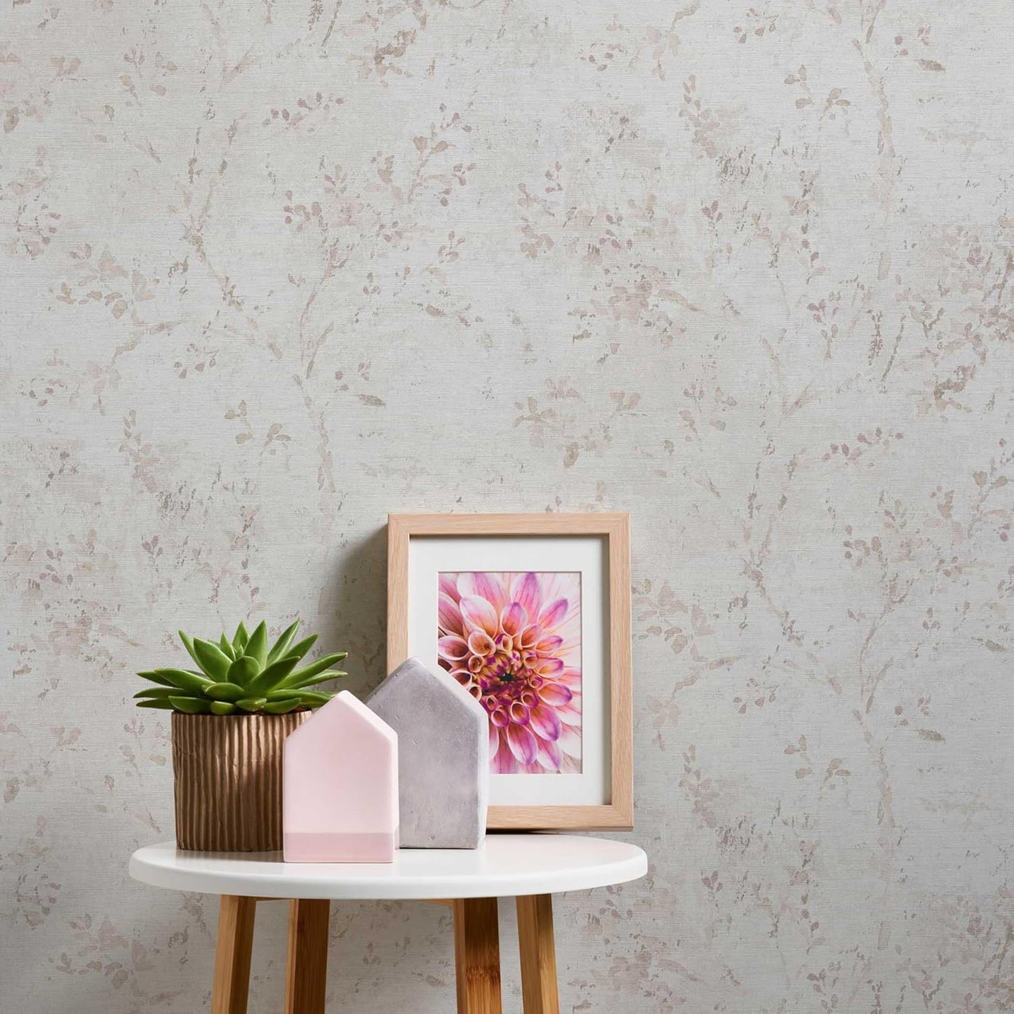 Soft Beige Floral Vinyl Wallpaper – Elegant Botanical Wall Covering